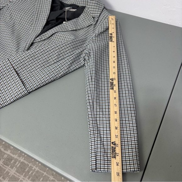 A New Day NWT Women's Blazer Plaid Button 2 Pocket XL Career Office Workwear - Picture 10 of 10